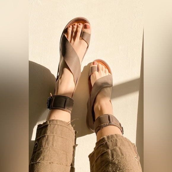 Free People Shoes - Free People Vale Leather Strappy Boot Sandals Size 7.5